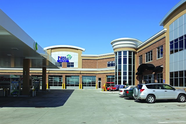 Bobby & Steve's Auto World