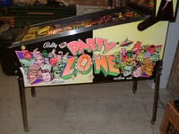 Image # 31177: The Party Zone Cabinet - Right