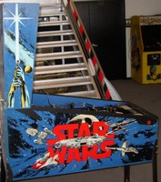 Image # 8663: Star Wars Cabinet - Left