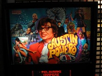 Image # 21572: Austin Powers� Backglass