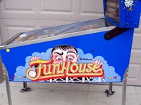 Image # 21163: Funhouse Cabinet - Right